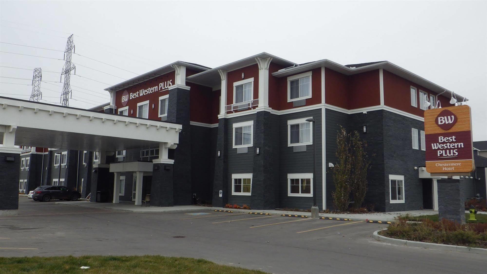 Best Western Plus Chestermere Hotel Екстериор снимка